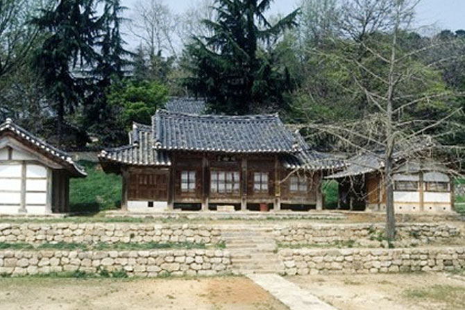 Gimje-gun Gwana and Hyanggyo